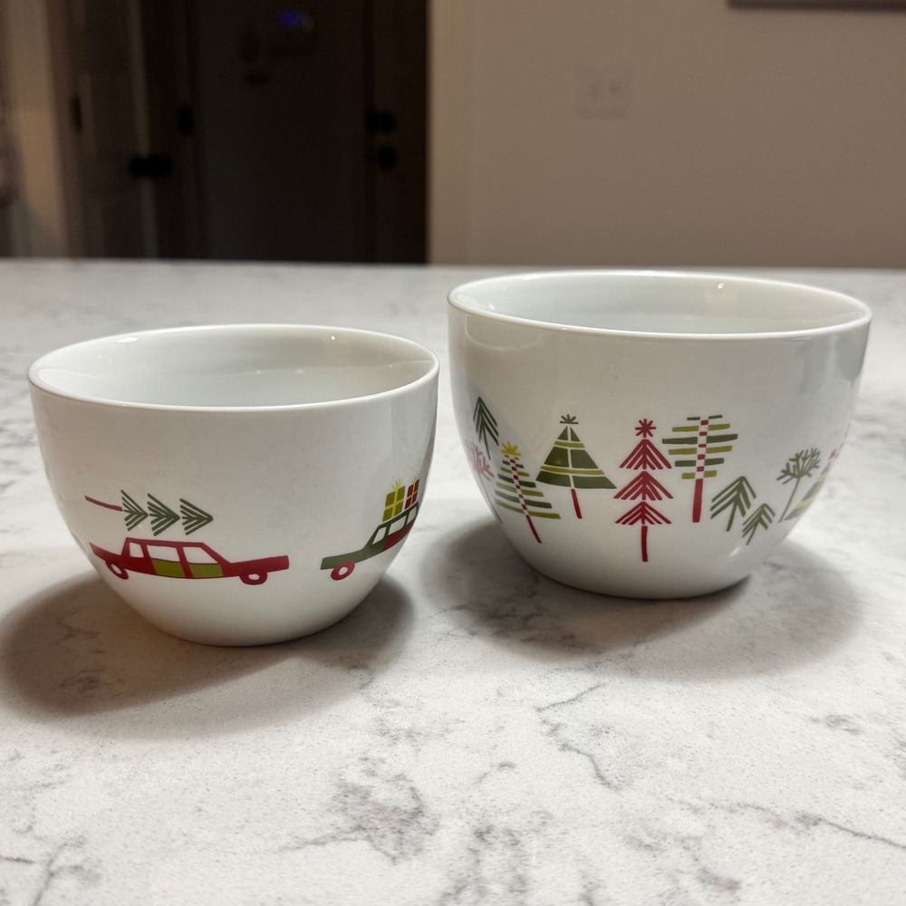 Set 2 Crate and Barrel Yule Town Christmas Nesting Bowls Julia Rothman Trees Car